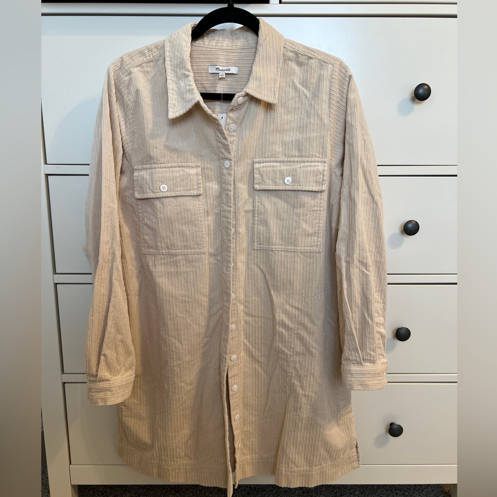 Madewell NWT, button down shirt, top. Corduroy, tan. Size large petite.